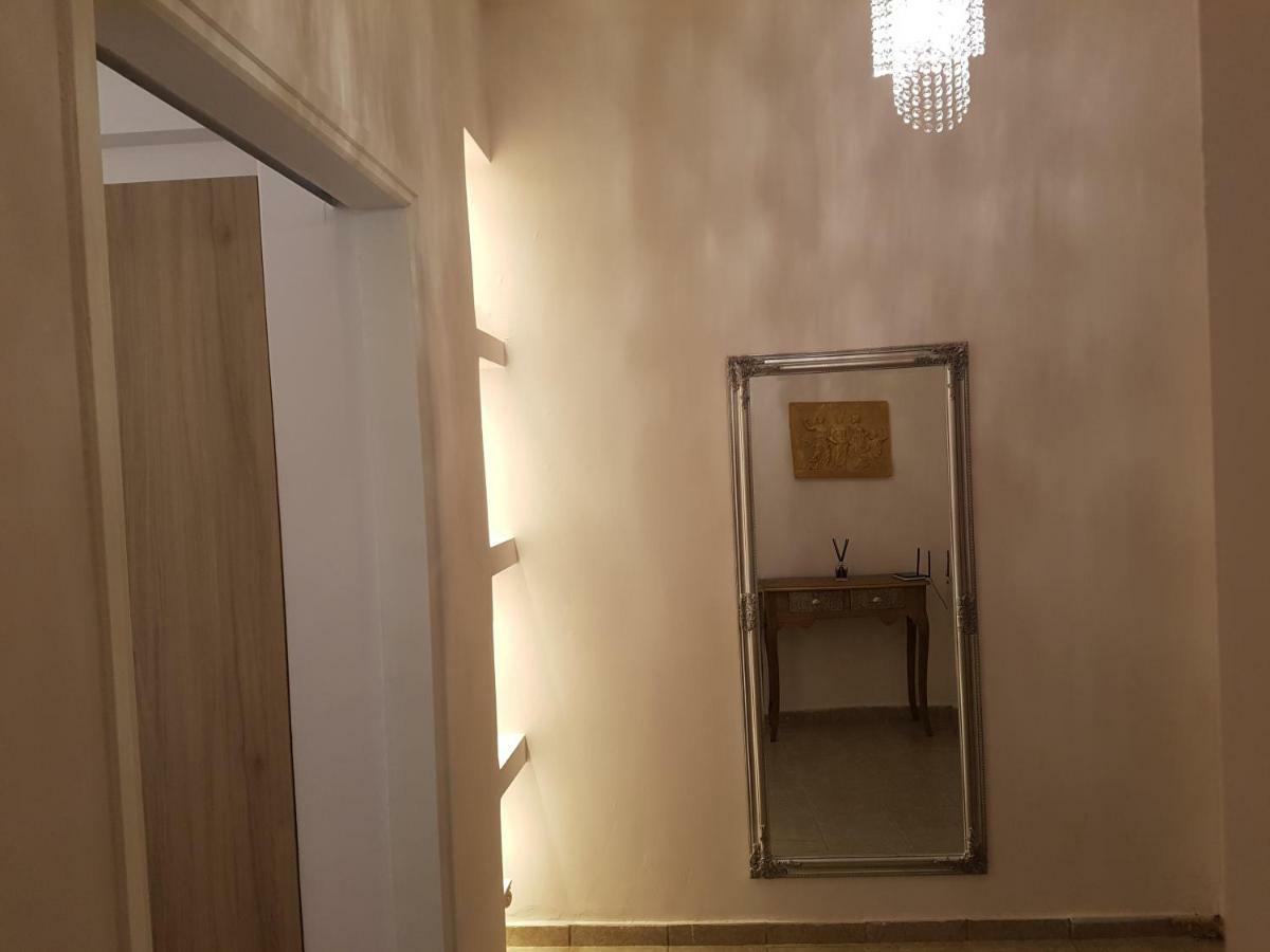 アテネJohn Beauty 50M2, Metro And Acropolis 5'アパートメント エクステリア 写真